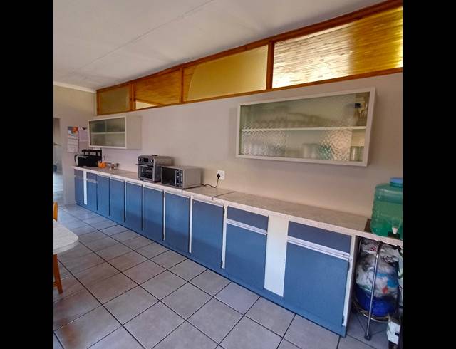 2.10HA SMALLHOLDING FOR SALE IN BUYSCELIA